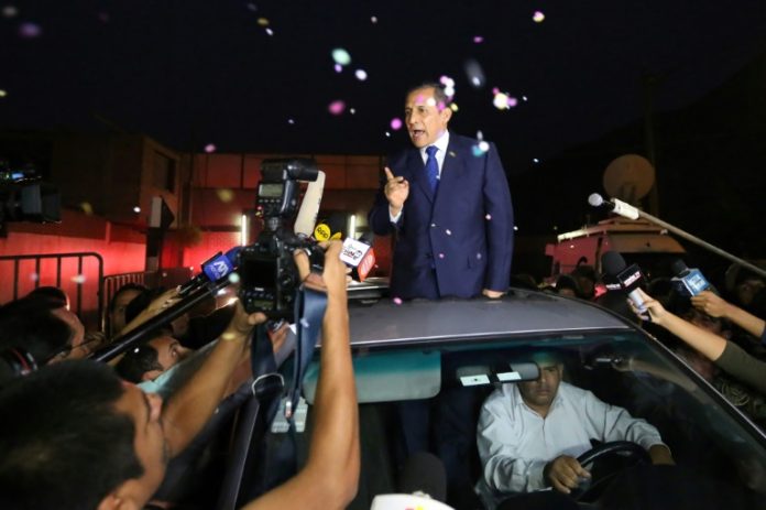 Expresidente Humala y su mujer salen de prisión en Perú