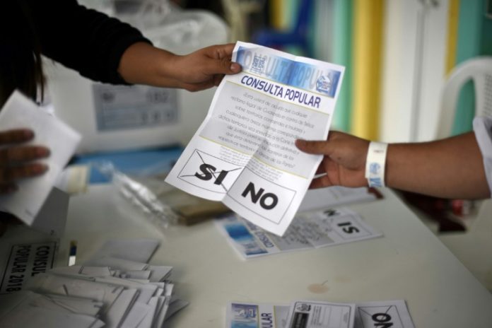 Guatemala avala en referendo llevar a La Haya el litigio territorial con Belice /AFP