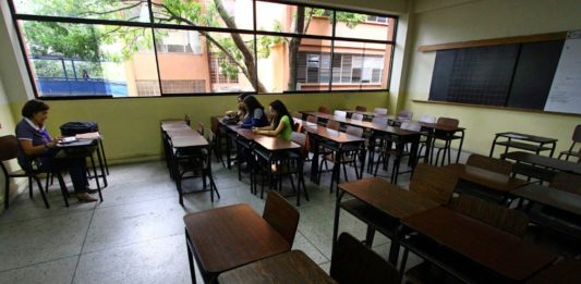 La crisis económica paraliza universidades venezolanas