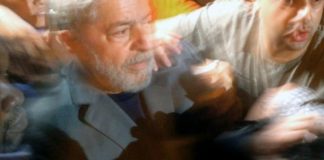 Lula bien pero indignado en prisión, mientras sus seguidores inician vigilia