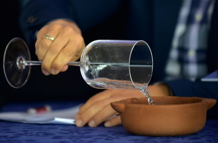 Las aguas más finas del mundo se catan en Ecuador