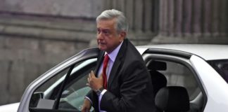 Televisa echa a periodista mexicano por tuit contra López Obrador