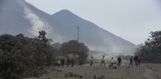 Desolación en poblado guatemalteco arrasado por la furia de un volcán