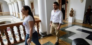 Gobierno de Venezuela liberó a 40 presos acusados de delitos políticos