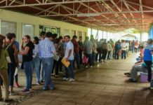 Miles de nicaragüenses buscan emigrar por ola de violencia