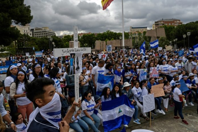 Nicaragua sigue en su espiral de violencia a la espera de iniciar un diálogo