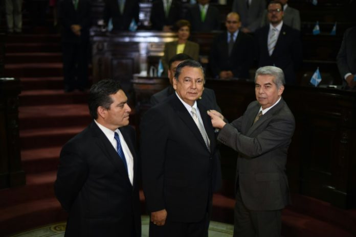 Capturan en México a expresidente del Congreso guatemalteco acusado de corrupción