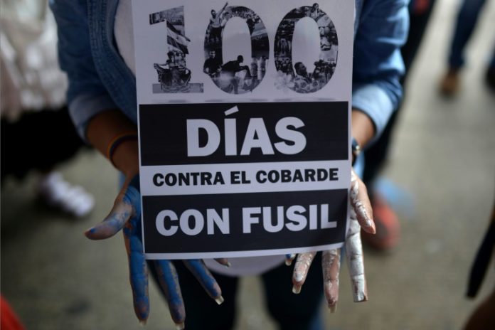 Estudiantes conmemoran 100 días de protestas contra el gobierno en Nicaragua