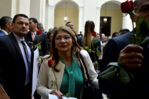 Exguerrilla FARC se estrena en Congreso de Colombia dominado por la derecha