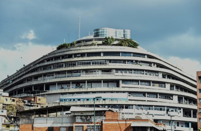 Presos protestan en servicio de inteligencia venezolano Presos protestan en servicio de inteligencia venezolano