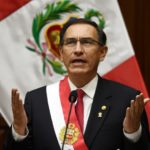 Aprobación de presidente peruano sube 11 puntos a 46% en agosto, según sondeo