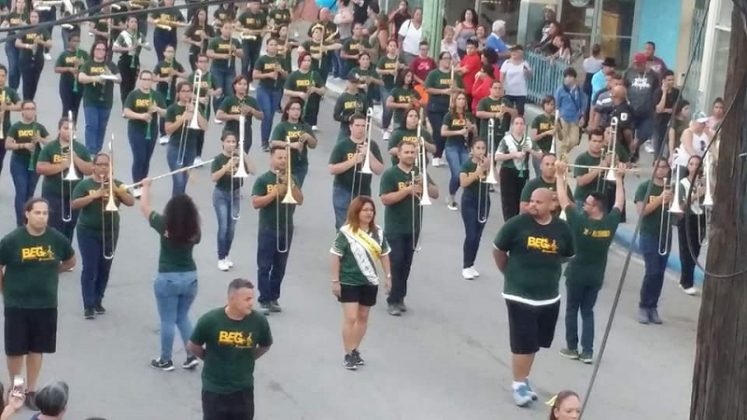Banda puertorriqueña lucha para llegar al Desfile de las Rosas 2019