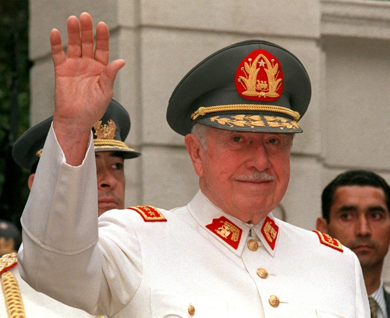 Corte Suprema de Chile ordena decomiso de USD 1,6 millones de bienes de Pinochet