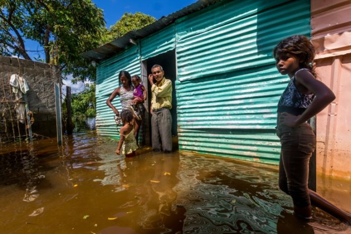 Declaran alerta roja en vasta zona del sur de Venezuela por inundaciones