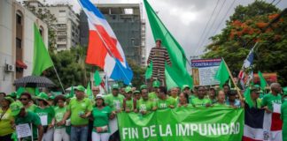 Dominicanos marcharon contra la corrupción y la impunidad