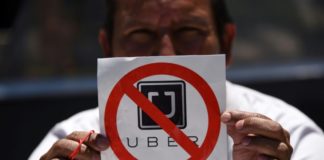 Taxistas de Guatemala exigen mayores regulaciones a Uber