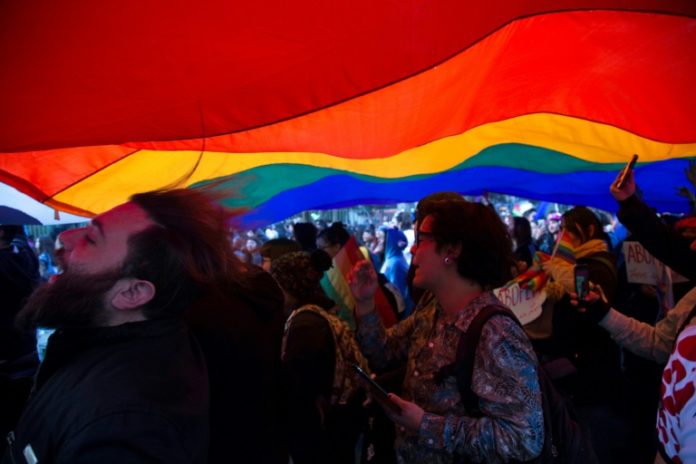 Congreso chileno a un paso de aprobar ley de identidad de género