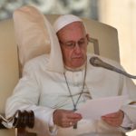 El papa pide a los nuevos obispos 'huir del clericalismo'