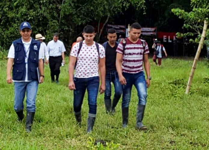 Guerrilla del ELN deja en libertad a tres militares secuestrados en Colombia