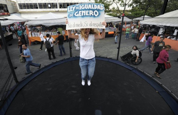 Latinoamerica se compromete a luchar por igualdad de género y grupos étnicos