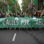 Reclamo por aborto legal sigue en las calles de Argentina