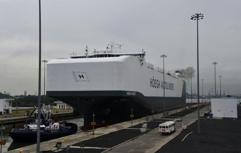 Canal de Panamá bate récord de carga pese a guerra comercial entre EEUU y China