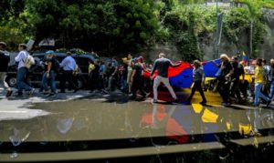 Despiden a concejal venezolano con dudas sobre si murió asesinado o por suicidio