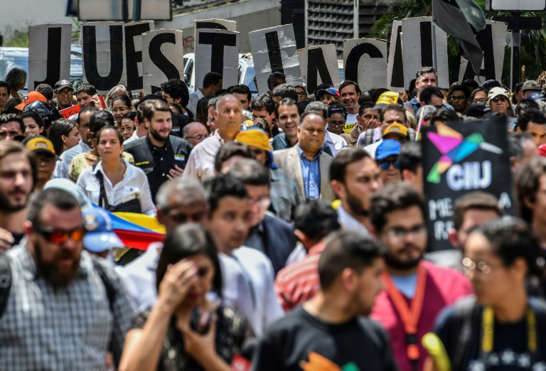 Despiden a concejal venezolano con dudas sobre si murió asesinado o por suicidio - piden justicia