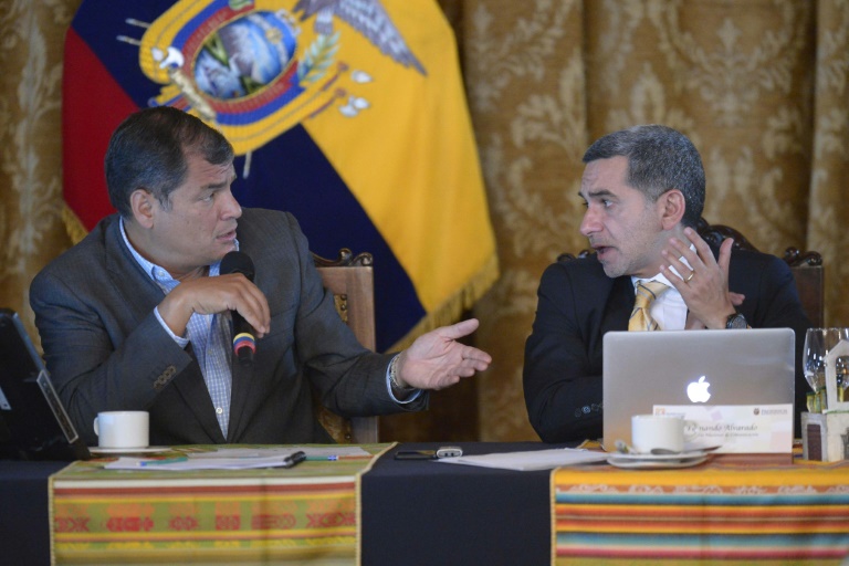 Ecuador requiere a Interpol localizar a exministro prófugo de la justicia