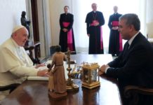 El papa invita a Duque a unir a los colombianos y superar las divisiones