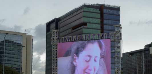 Ingrid Betancourt pide que las FARC reparen a sus víctimas en Colombia