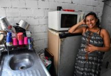 Inseguridad, desempleo, falta de vivienda - las preocupaciones del elector brasileño