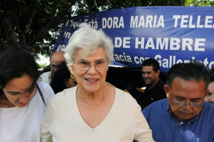 La expresidenta de Nicaragua Violeta Barrios de Chamorro sufre embolia cerebral