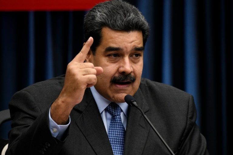 Maduro tilda a Pence de 'loco extremista' al negar que financie caravana migrante