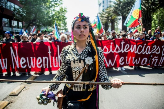 Marcha mapuche en Chile pide frenar las 