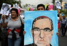 Monseñor Romero, el mártir salvadoreño recordado como "la voz de los sin voz"
