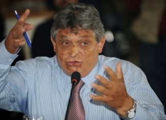 Paz Zamora anuncia candidatura en Bolivia para oponerse a Morales en 2019