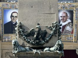 Salvadoreños comenzaron a celebrar canonización de monseñor Romero
