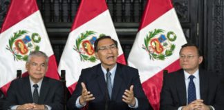 Vizcarra llama a rechazar una reforma constitucional 'desnaturalizada' por el Congreso