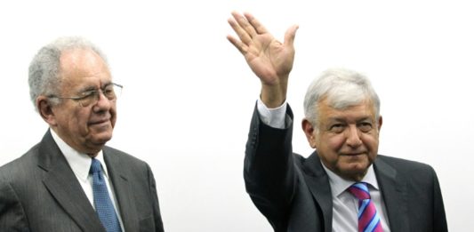 AMLO anuncia otra consulta en México sobre guardia nacional y juicio a expresidentes