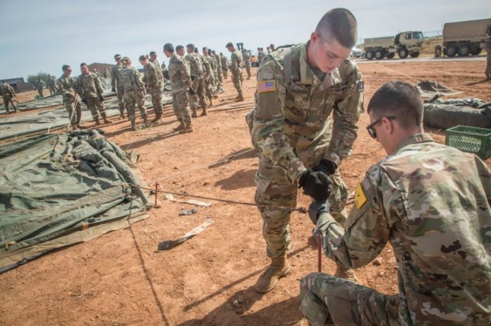 EEUU dispone de más de 7.000 militares cerca de la frontera con México este fin de semana