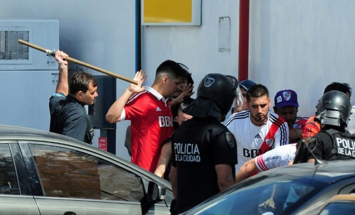 Histórica final de Libertadores empañada por incidentes