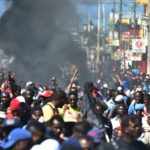 Jóvenes haitianos salen a la calle contra el presidente Moise