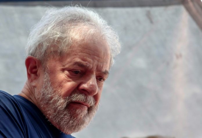 Lula sale por primera vez de la cárcel para ser interrogado