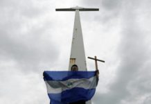 Policía prohíbe a la oposición manifestarse en Nicaragua