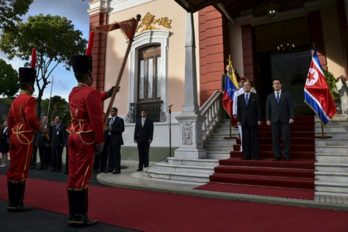 Venezuela y Corea del Norte acuerdan estrechar sus lazos políticos Venezuela y Corea del Norte acuerdan estrechar sus lazos políticos
