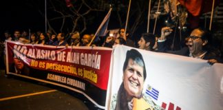 Vizcarra espera con 'tranquilidad' decisión de Uruguay sobre asilo de Alan García