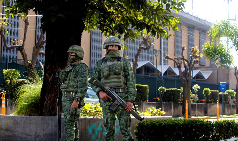 Atacan consulado de EEUU en Guadalajara, México, con artefacto explosivo