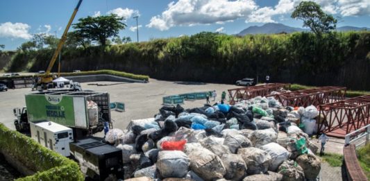 Costa Rica aspira a marca mundial en recolección de plástico reciclable