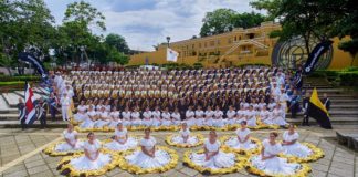 Costarricenses listos para participar en Desfile de las Rosas 2019